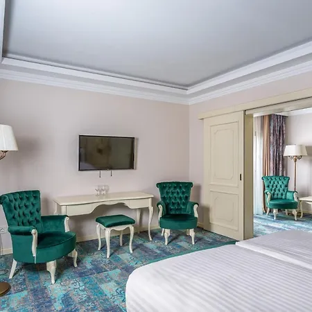 Leul De Aur Hotel
